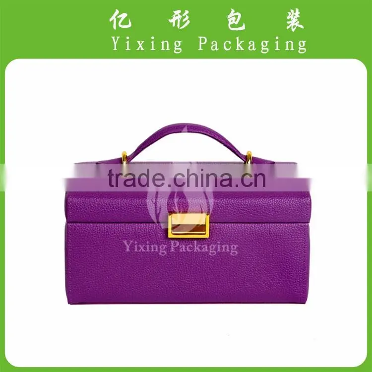Portable customized jewelry or cosmetic box