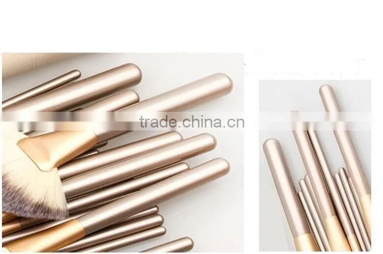 18pcs Face use beauty brush kit with nature long bamboo handle