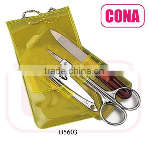 4pcs travel kit/manicure set with blister