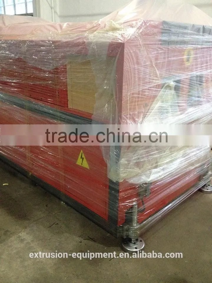 downstream equipment for pull off and cutting the pvc profiles