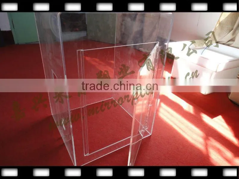 custom acrylic display case