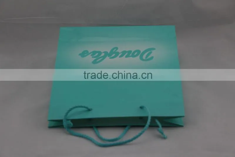 Simple and practical paper bag Clothing Package Shopping Bags
