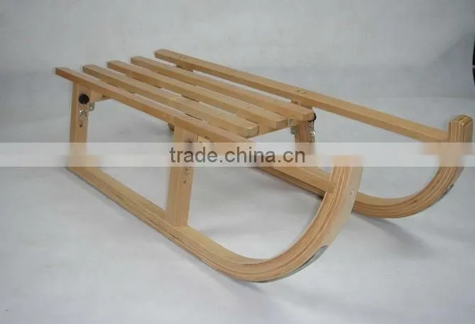 FOLDABLE SNOW SLED