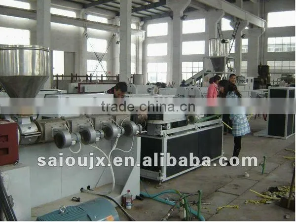 Plastic double wall corrugated pipe making machine