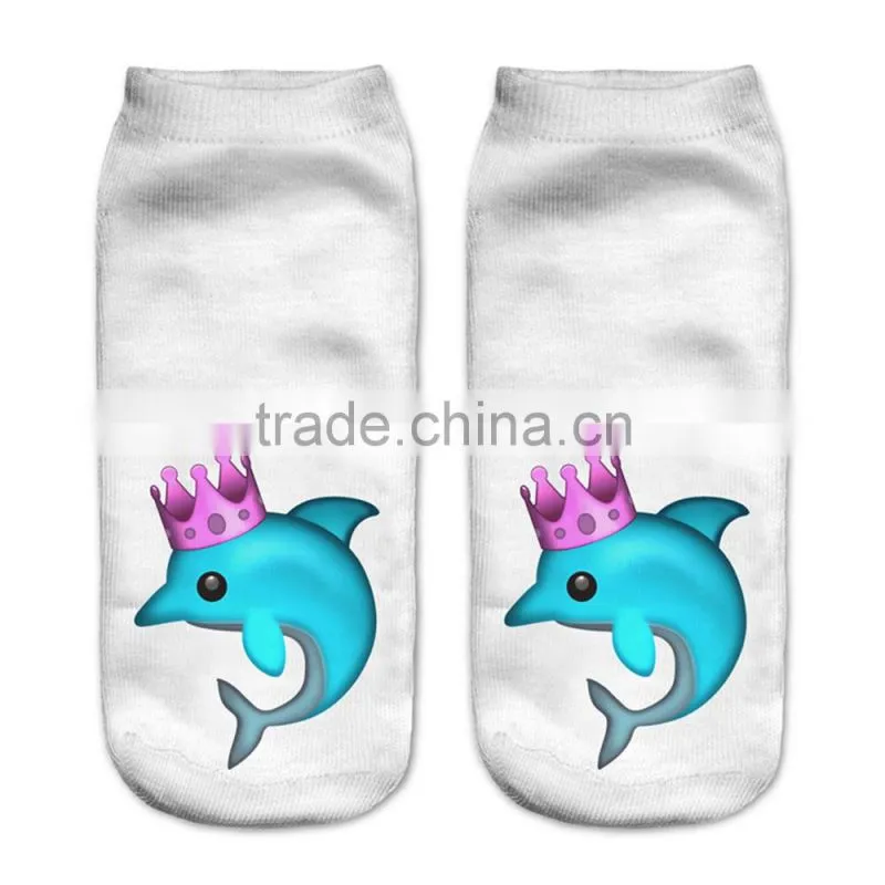 2016 Wholesale custom 3d cartoon tube emoji sock