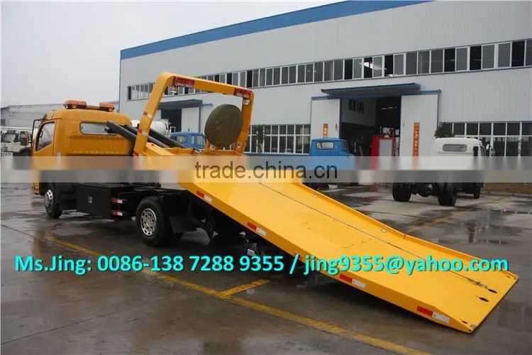 2015 EuroIII or EuroIV Factory Price Dongfeng DLK 4 ton tow truck,4x2 towing truck