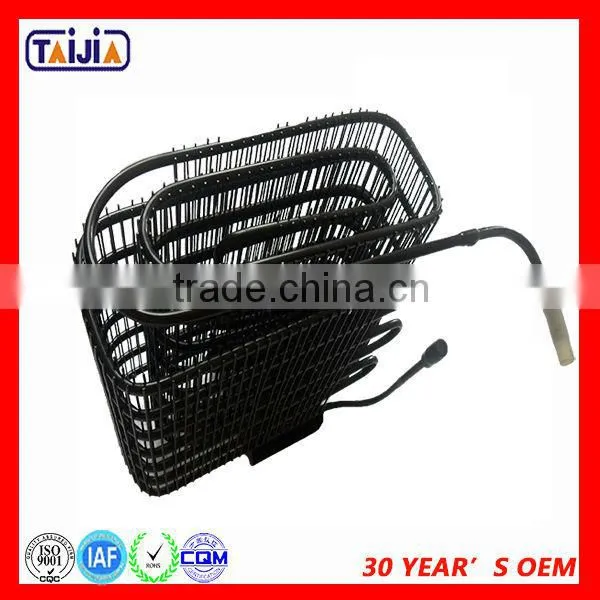 Wire tube condenser with brackets in refrigerator