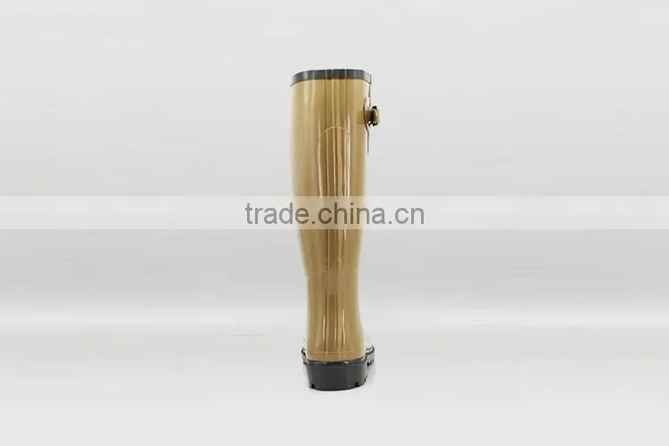 Hot selling Low price 100% Natural Rubber boots rain