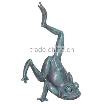 Cast Iron Vivid Frog Statue For Water Fountain