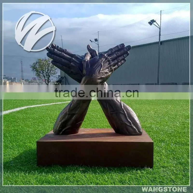 Original Design Bronze Hand Garden Decorative Sculpture