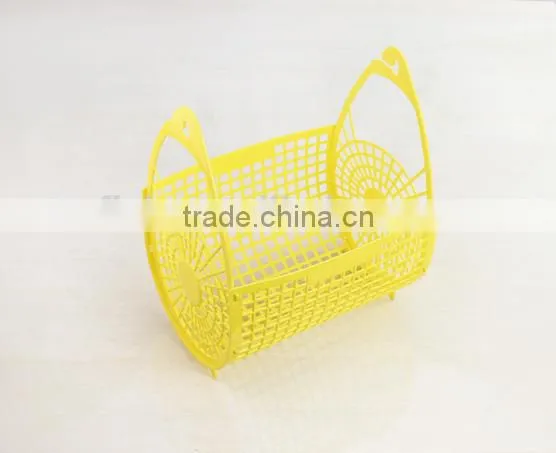 low price fashion homeware professional manufacturer clothes peg with Plastic Basket