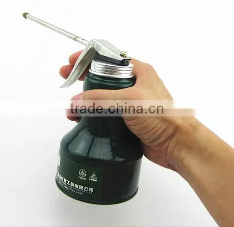 Metal spout high pressure olier with 350g capacity