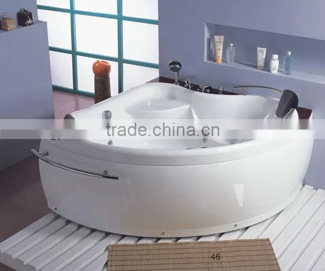 marble bathtub