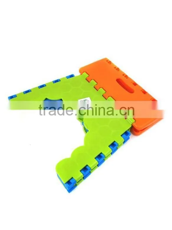 cheap small folding plastic chairs