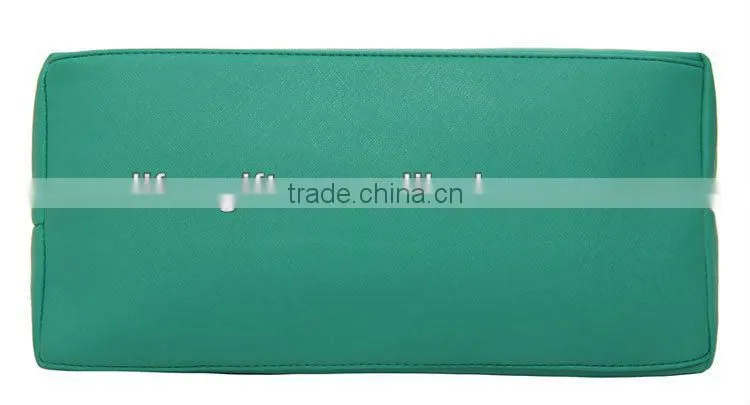 2016 Promotional fashionable wholesale custom printed leather bag shops