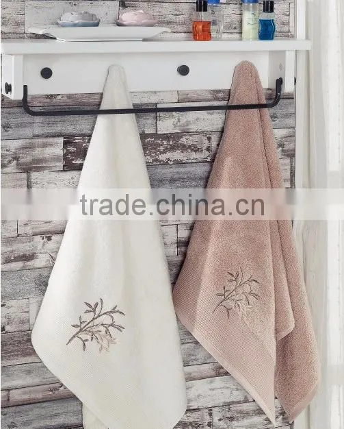 100% Soft Comfortable Thick And Big Bath Towel Hotel