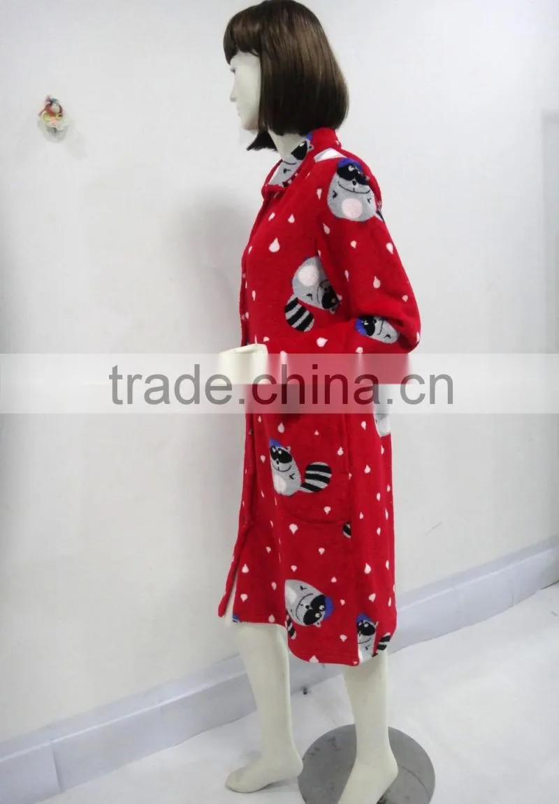 Classic red lovely cartoon lapel nightgown women