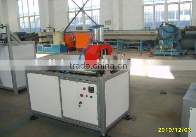 PE plastic pipe extrusion line