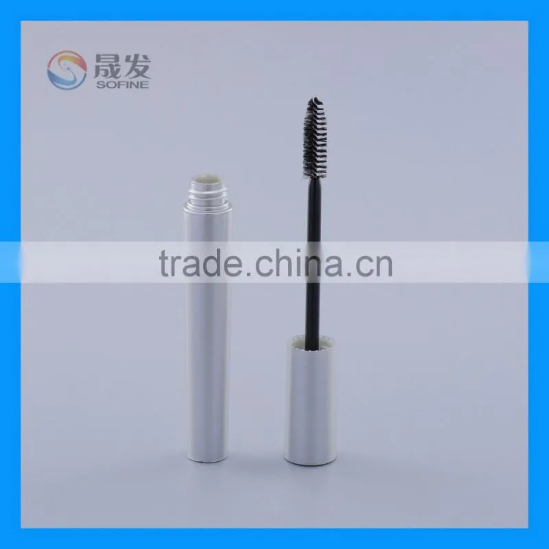 Slim shape sliver color mascara packaging