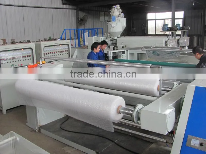 Automatic PE Bubble film making machine