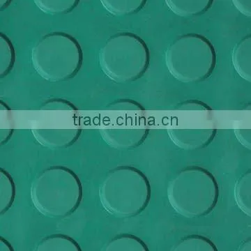 Non slip rubber mat