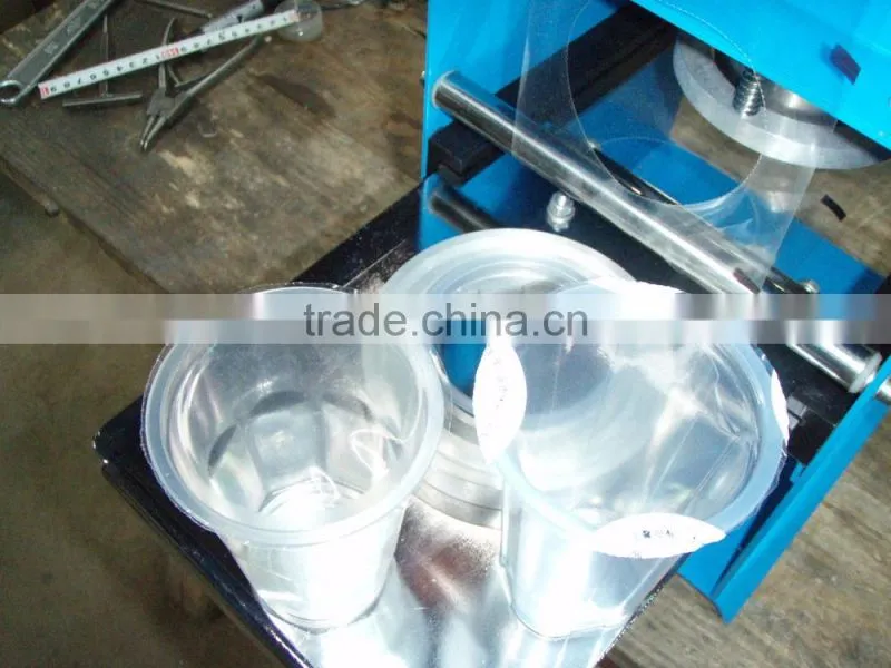 Manual Bubble Tea Sealing Machine plastic food containers sealing machine