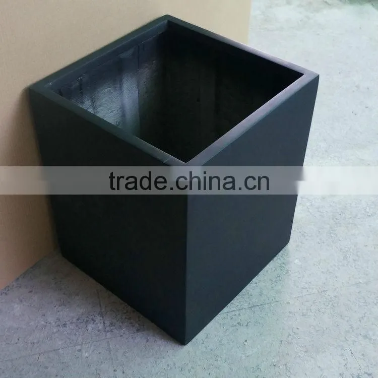 Square planter