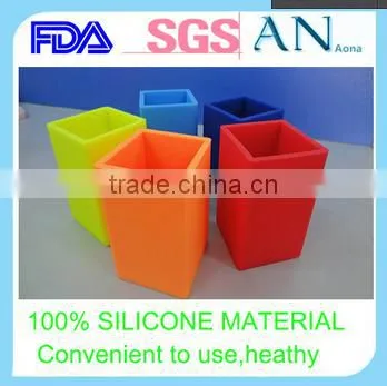 2015 Fashion pen stander, silicone decorative cartoon holder,