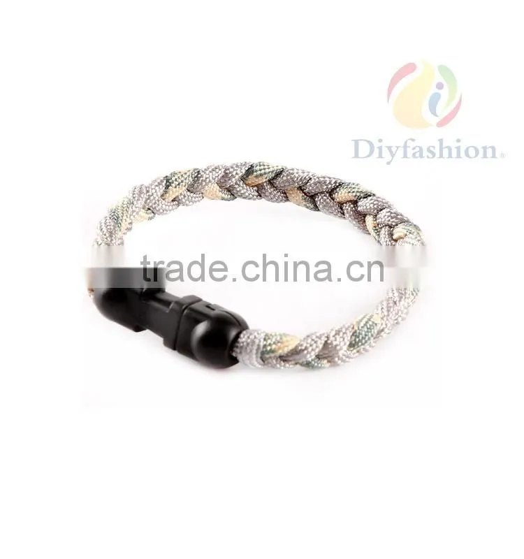 Hot Selling paracord bracelet styles PC6003-3 Wholesale Survival bracelet