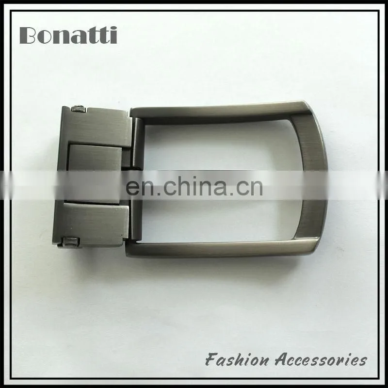 auto iron custom belt buckles