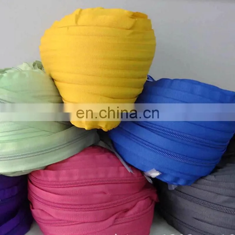 Manufacturer auto lock giant industrial zipper for sofa