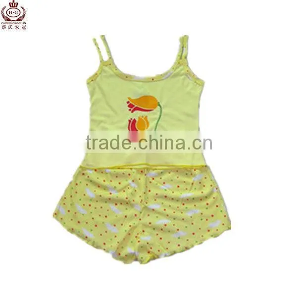 Lovely minion costume for kids