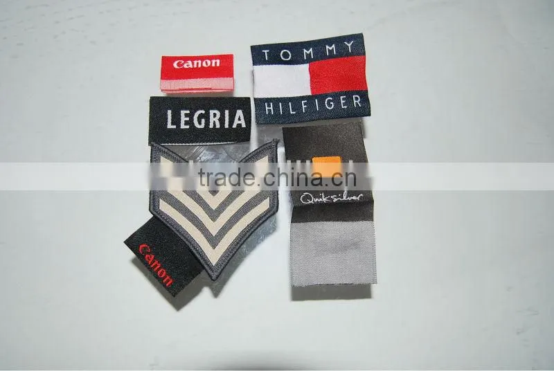 2015 new design , high quality and high density fashion accessory damask woven label