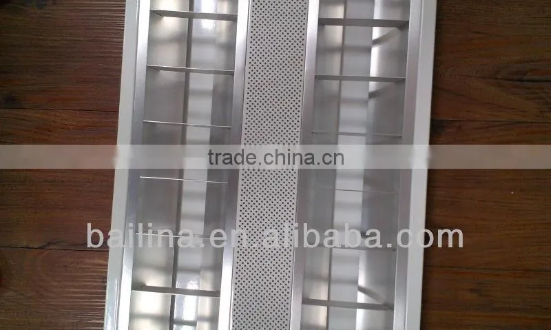 Energy-saving interior LED office light with cross-blade reflector