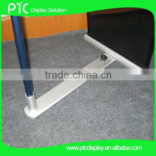 Single line brochure holder