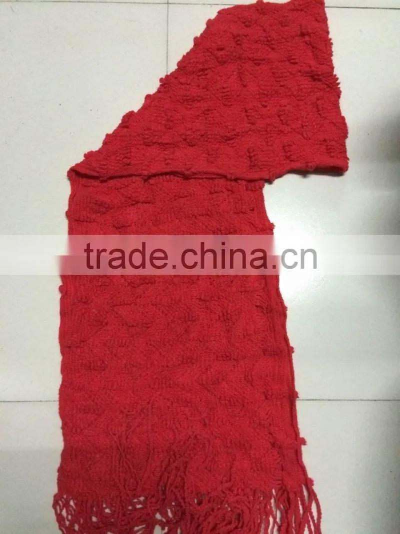 Stock Item promotional women red long knitted scarfwith fringes
