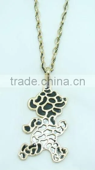 artificial jewelry