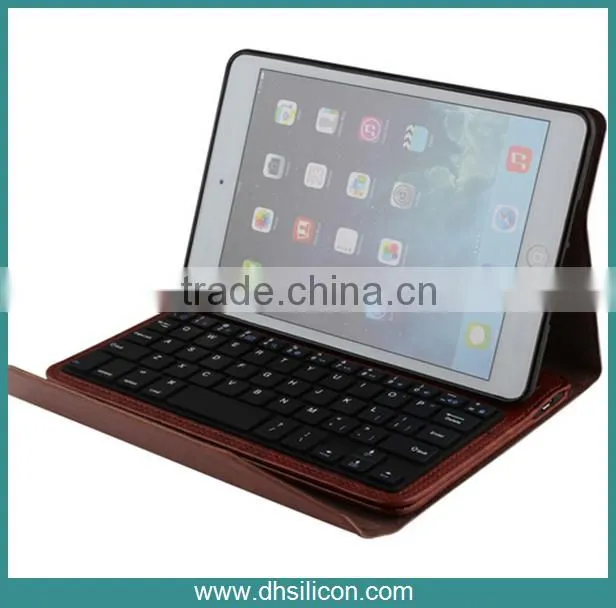 High quality /Fashion design/ good performance bluetooth keyboard case for ipad