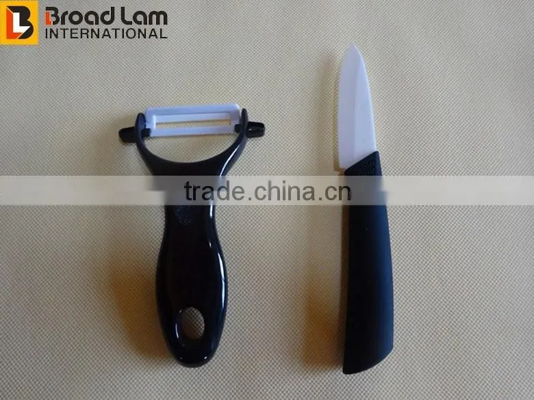 Universal Set of 2 Ceramic Small Fruit Knife 3 inch with Peeler in Window Box