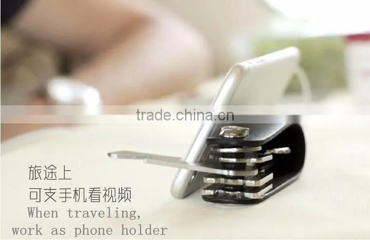 Multifunctional storage keychain with Skeleton Screws and high quality leather