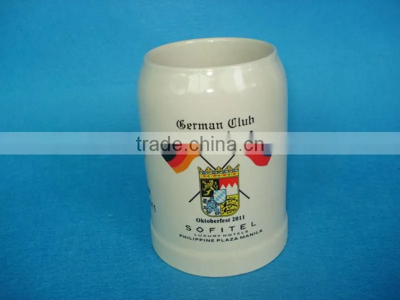 2015 large capacity and colorful shape ceramic beer mug