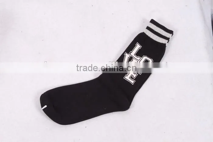 Wholesale Fashion Good Cotton Sports Woman Socks Lady Sock