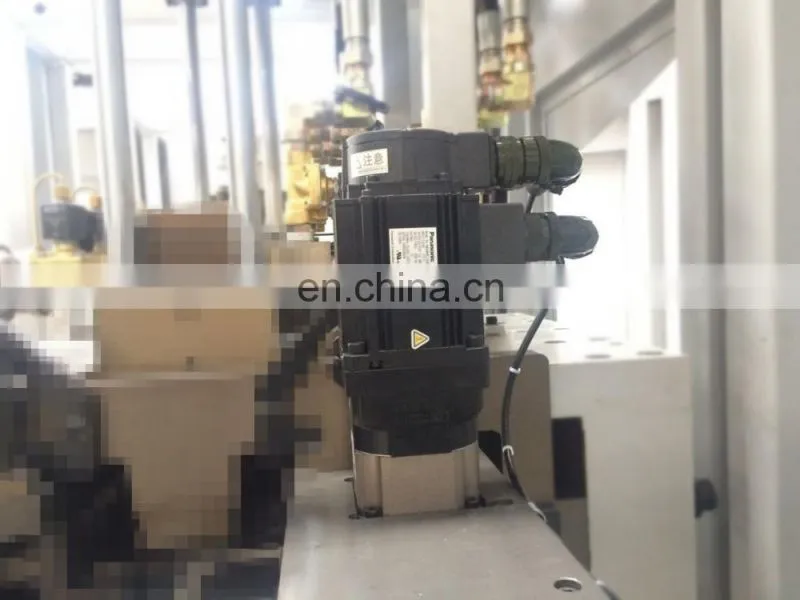 4 Cavity 7200BPH High Efficiency automatic PET plastic water bottle blow molding machine