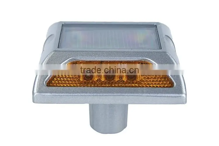 Small MOQ strong reflective effect solar led road stud