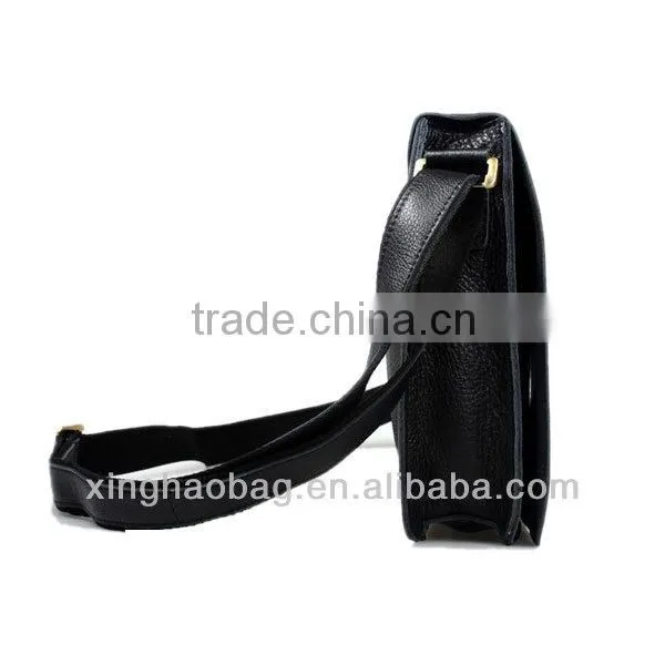 Fashionable leather single-shoulder bag