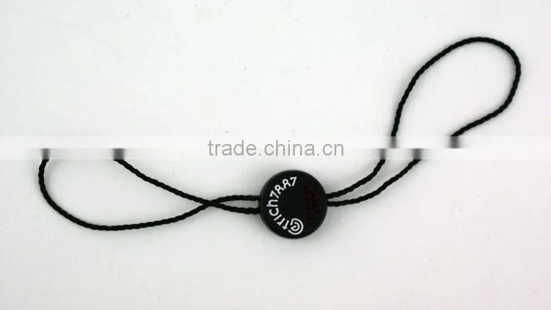 2016 Fashion custom high quality garment plastic security seal tag with string