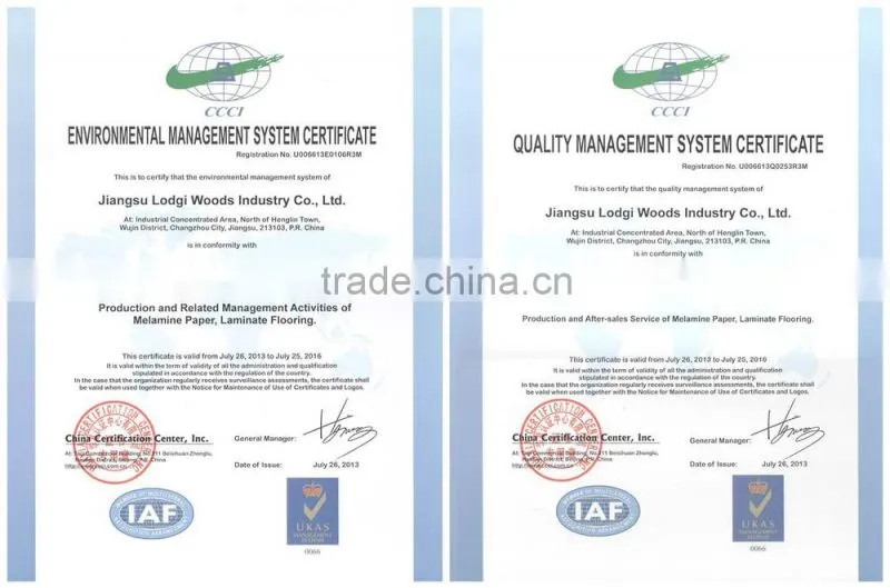 Waterproof durable wood plastic composite floor