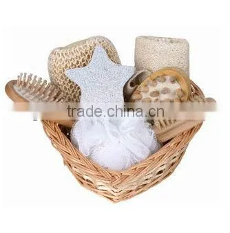 2013 Woven Basket Bath Gift Set