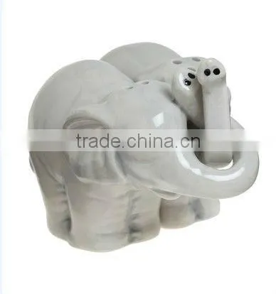 wedding favor ceramic love elephant salt and pepper shakers