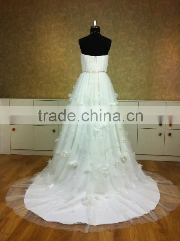 Lovely scoop neckline handmade flower girl dress patterns for wedding dress